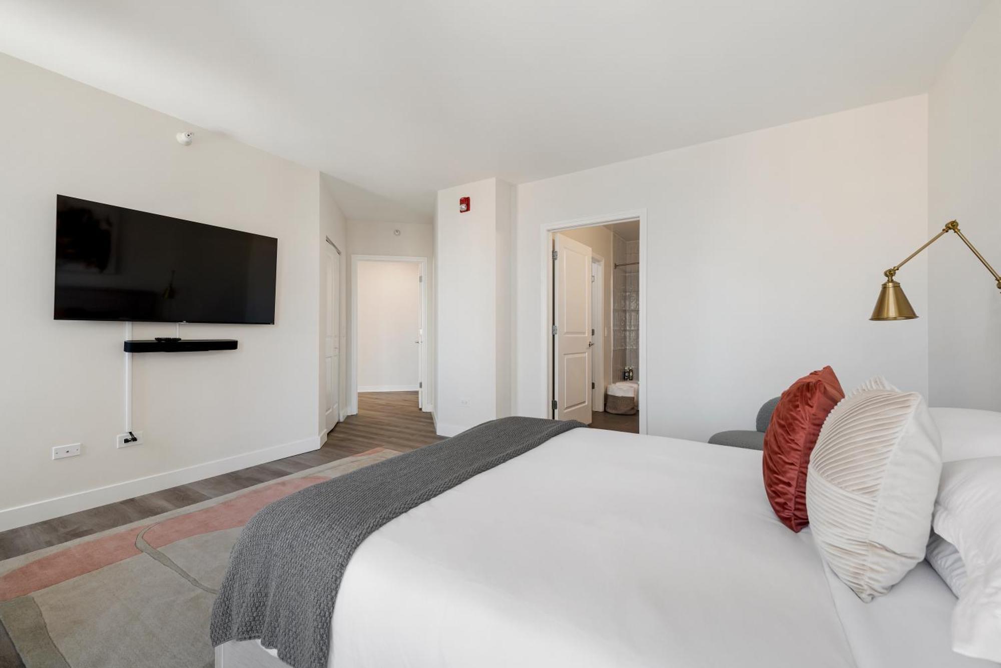 The Bernardin Gold Coast Luxury Apartments Near Magnificent Mile Chicago Dış mekan fotoğraf