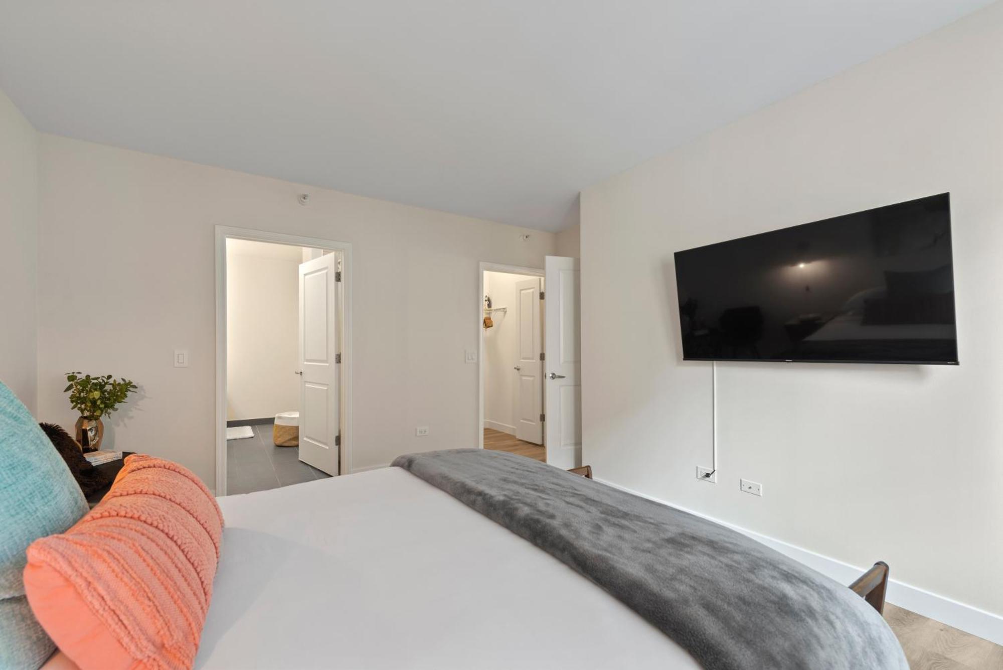 The Bernardin Gold Coast Luxury Apartments Near Magnificent Mile Chicago Dış mekan fotoğraf