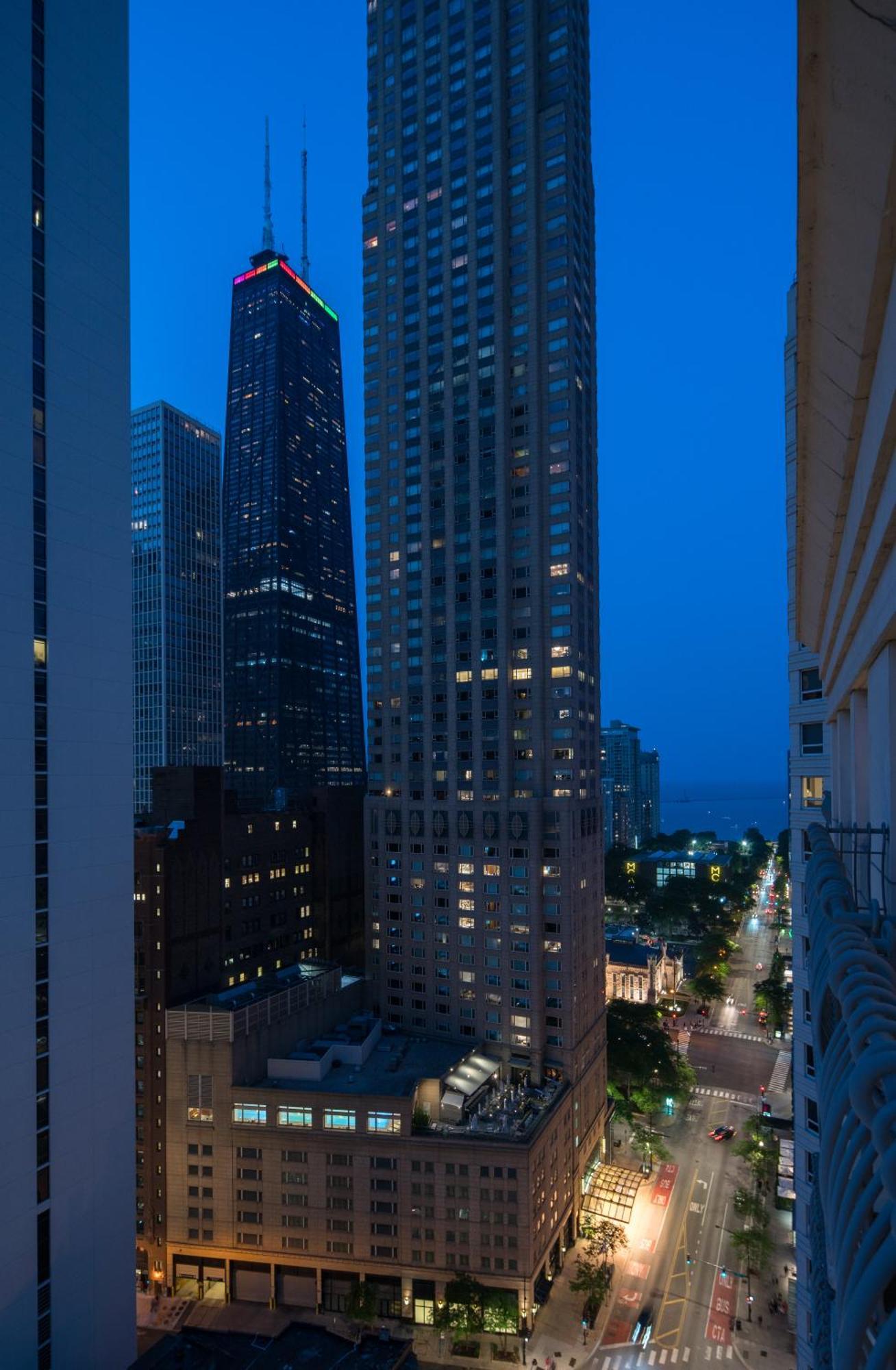 The Bernardin Gold Coast Luxury Apartments Near Magnificent Mile Chicago Dış mekan fotoğraf